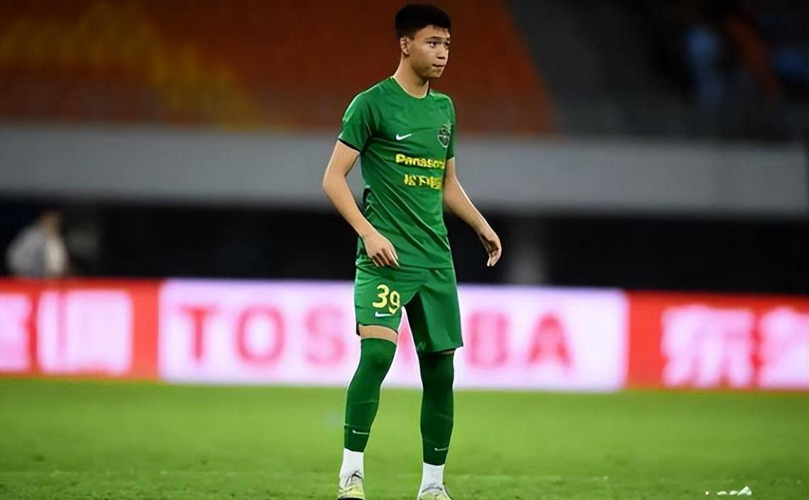 欧冠豪门锁定U23国足球员，亚洲杯后将加盟球队，有望提前稳固主力位置